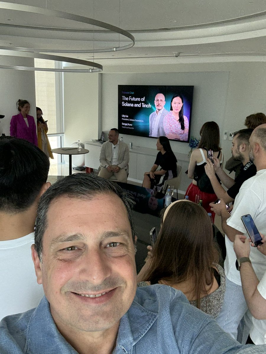 Token2049+++Bullish <a href="/Eljaboom/">Elja 🦍</a> <a href="/1inch/">1inch</a> <a href="/solana/">Solana</a> <a href="/SolanaFndn/">Solana Foundation</a>