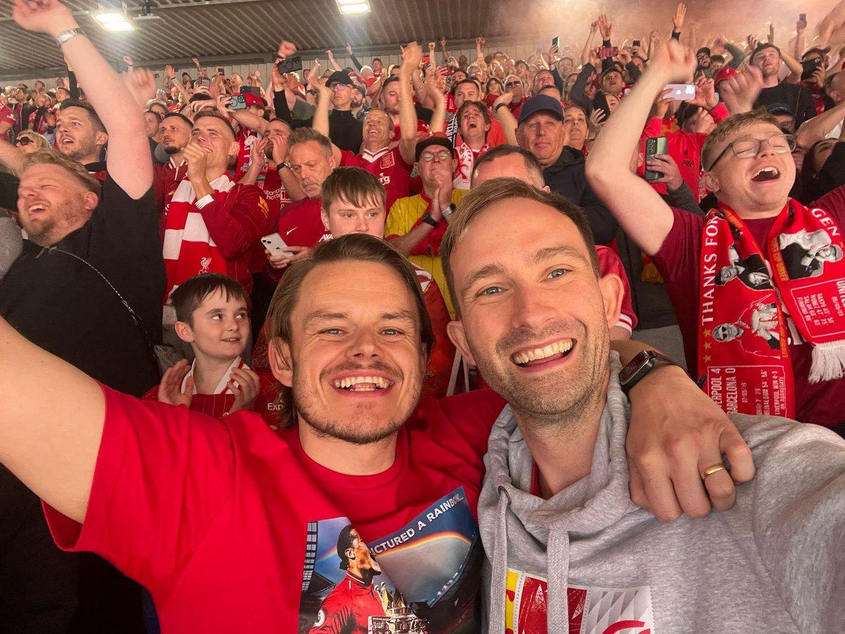 Ellis Humphreys tweet media