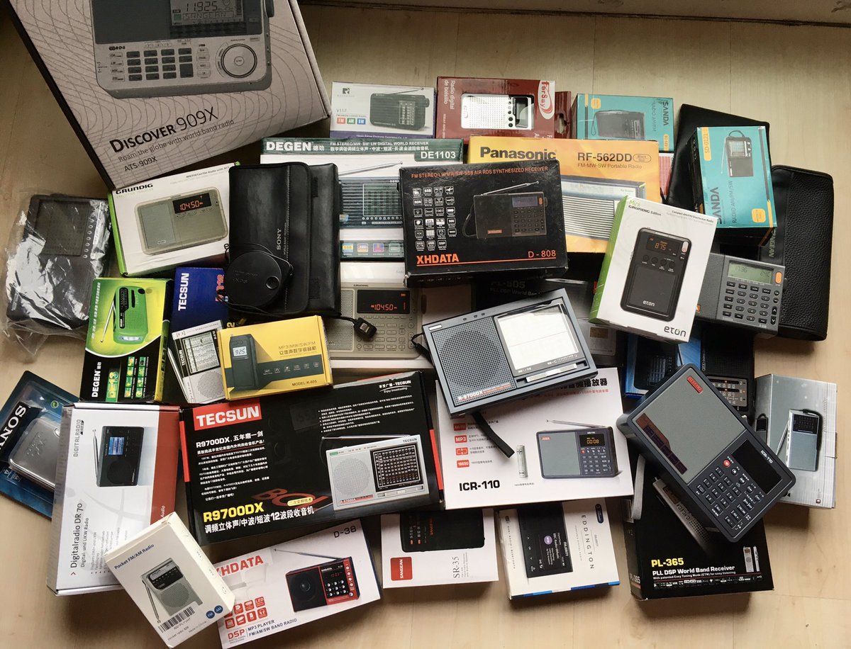 Sinceramente estoy impresionado con las numerosas nuestras de cariño y agradecimiento que me estáis haciendo llegar por la labor de divulgación de radio que llevo haciendo durante tantos años. Si mis consejos os ayudaron ayer en el #apagón , me hace muy muy feliz. Era el