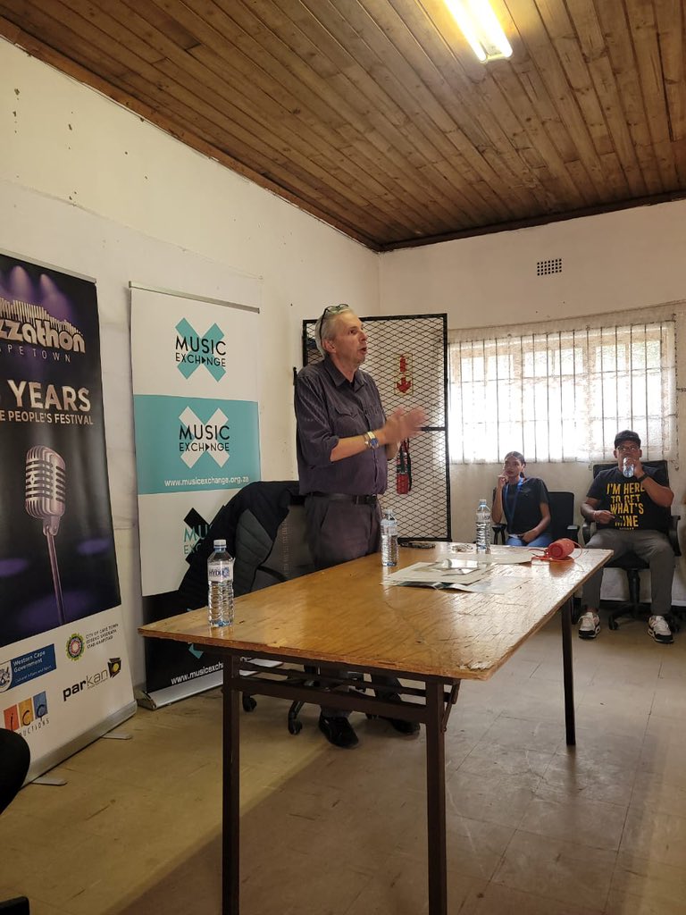 musicexchange's tweet image. Beautiful workshop in #MAMRE  on Monday - press radio biog cv etc and how to market your shows - ran from 10am till 2pm @WCGovCas @guy_redman2 @amagroove @LesleyWells61 @MoreiraProject #effectchange @JazzathonSA @MartinMyers