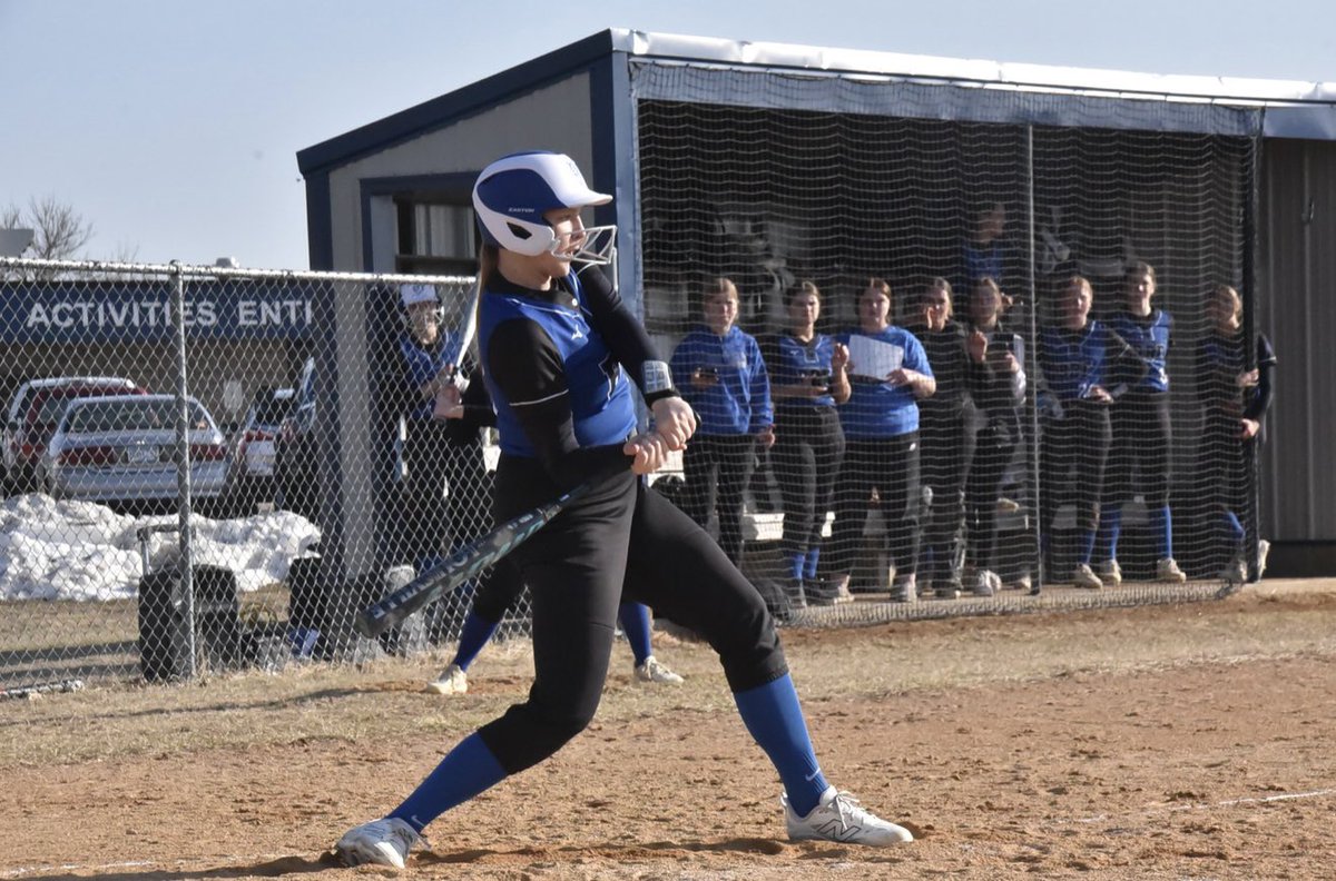 GAMEDAY‼️ Your Jaguar Softball team looks to get back in the win column after a hard fought battle against Swanville last week Friday.  We have not 1 but 2 home games today. We face off against LPGE at 4:00 and then at 6:00 we take on the Paynesville Bulldogs in a BIG CMC Game!
