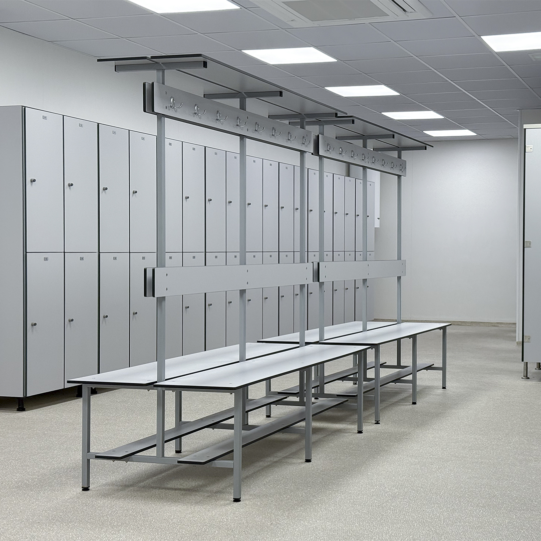 CDICV's tweet photo. KONTORSTIL EQUIPA CON MOBILIARIO RESISTENTE Y FUNCIONAL LOS NUEVOS VESTUARIOS DE INSCA

@kontorstil 
@inscaOficial 

+info: https://t.co/bdZKBlGpl6

#CDICV #LaCasaEAD #Kontorstil https://t.co/FEzG5qQvnl
