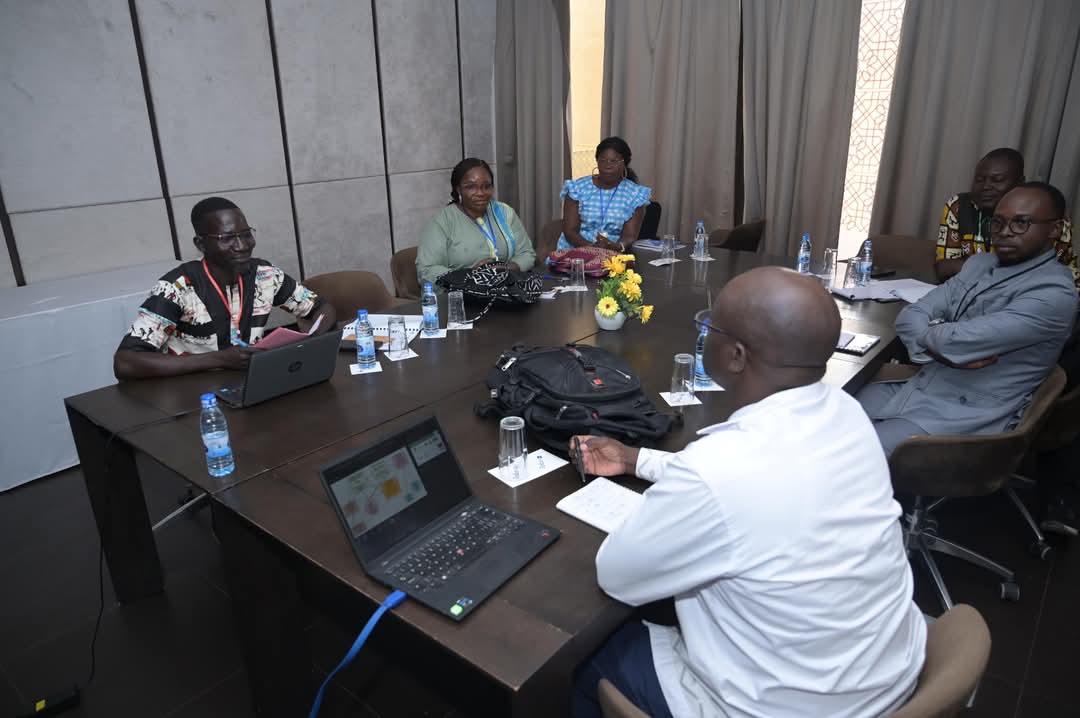 Stop méningite Africa (@mevacp1) on Twitter photo Lutte contre la #meningite au Tchad: une étude du <a href="/CSRS_CIV/">CSRS Côte d'Ivoire</a>, avec le soutien de la <a href="/M_R_F/">Meningitis Research</a> et du <a href="/wellcometrust/">Wellcome</a> , a évalué la surveillance génomique pour mieux lutter contre la maladie d'ici 2030. Découvrez les résultats clés de cette initiative ici lnkd.in/dy_4BVtU Lutte contre la #meningite au Tchad: une étude du <a href="/CSRS_CIV/">CSRS Côte d'Ivoire</a>, avec le soutien de la <a href="/M_R_F/">Meningitis Research</a> et du <a href="/wellcometrust/">Wellcome</a> , a évalué la surveillance génomique pour mieux lutter contre la maladie d'ici 2030. Découvrez les résultats clés de cette initiative ici lnkd.in/dy_4BVtU