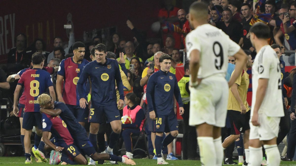 🧵Análisis Táctico: BARCELONA 3-2 REAL MADRID

Claves de la victoria del equipo de Flick ante un Real Madrid que jugo un partido con dos caras totalmente opuestas, una por mitad
VAMOS A ANALIZARLO