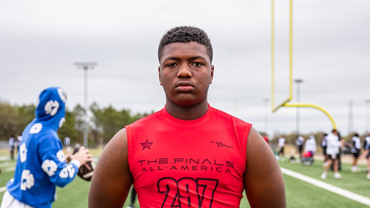 Six Star Football | PLUS+ (@sixstarfootball) on Twitter photo Texas's 2028 Defensive Front: Rising Stars in the Trenches
⭐️Next-Level Linemen: Texas's 2028 DL & DE Standouts🔥
STORY:▶️🔗sixstarfootball.com/article/2028-d…
<a href="/BraylenJamieson/">Braylen “Jamo” Jamieson</a> <a href="/LokeyBeast2028/">Logan Lokey</a> <a href="/TaylonMcneal/">Taylon McNeal</a> <a href="/AKumolu9106/">Ayomide Kumolu - MLB/DE/OLB 6’1 180lbs 2028</a> <a href="/Isahai1509191/">Isaiah Ogoli</a> <a href="/30kpreston/">Preston Stauts</a> <a href="/chip_purtell/">Chip Purtell-ATH-2028</a> <a href="/IsaacJRosales/">isaacrosales</a> <a href="/D1byront/">Byron Thompson Jr.</a> Texas's 2028 Defensive Front: Rising Stars in the Trenches
⭐️Next-Level Linemen: Texas's 2028 DL & DE Standouts🔥
STORY:▶️🔗sixstarfootball.com/article/2028-d…
<a href="/BraylenJamieson/">Braylen “Jamo” Jamieson</a> <a href="/LokeyBeast2028/">Logan Lokey</a> <a href="/TaylonMcneal/">Taylon McNeal</a> <a href="/AKumolu9106/">Ayomide Kumolu - MLB/DE/OLB 6’1 180lbs 2028</a> <a href="/Isahai1509191/">Isaiah Ogoli</a> <a href="/30kpreston/">Preston Stauts</a> <a href="/chip_purtell/">Chip Purtell-ATH-2028</a> <a href="/IsaacJRosales/">isaacrosales</a> <a href="/D1byront/">Byron Thompson Jr.</a>