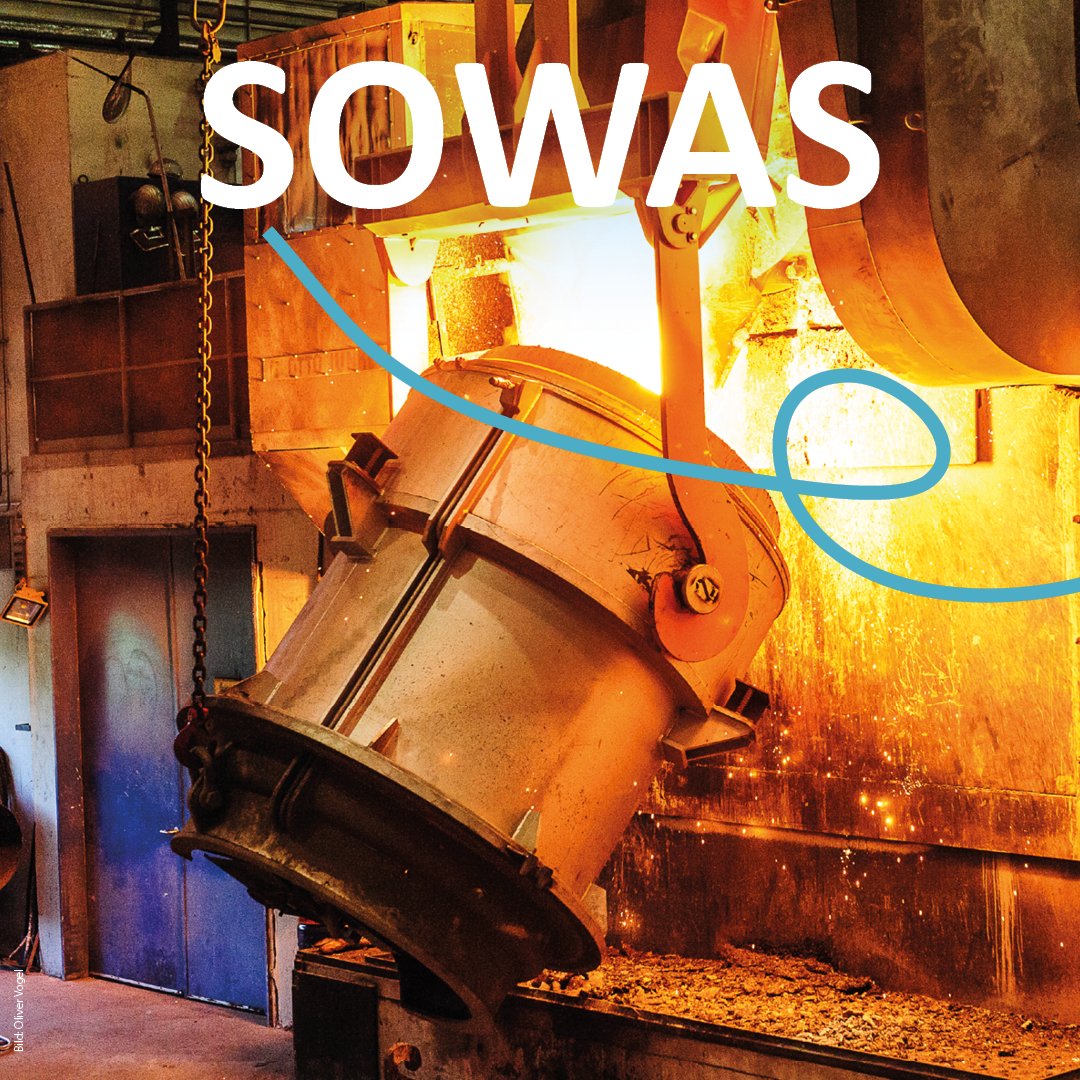 bEEmerkenswert's tweet image. 💚 Aus kalt wird heiß! Eine weitere Story rund um den #TagderErneuerbaren:

Im Nordrhein-Westfälischen Witten lebt die Friedr. Lohmann GmbH das, was in Deutschland bald flächendeckend Realität werden soll:  Eine grüne Industrieproduktion.

🔥  🌊 Schon seit langer Zeit sorgt das…