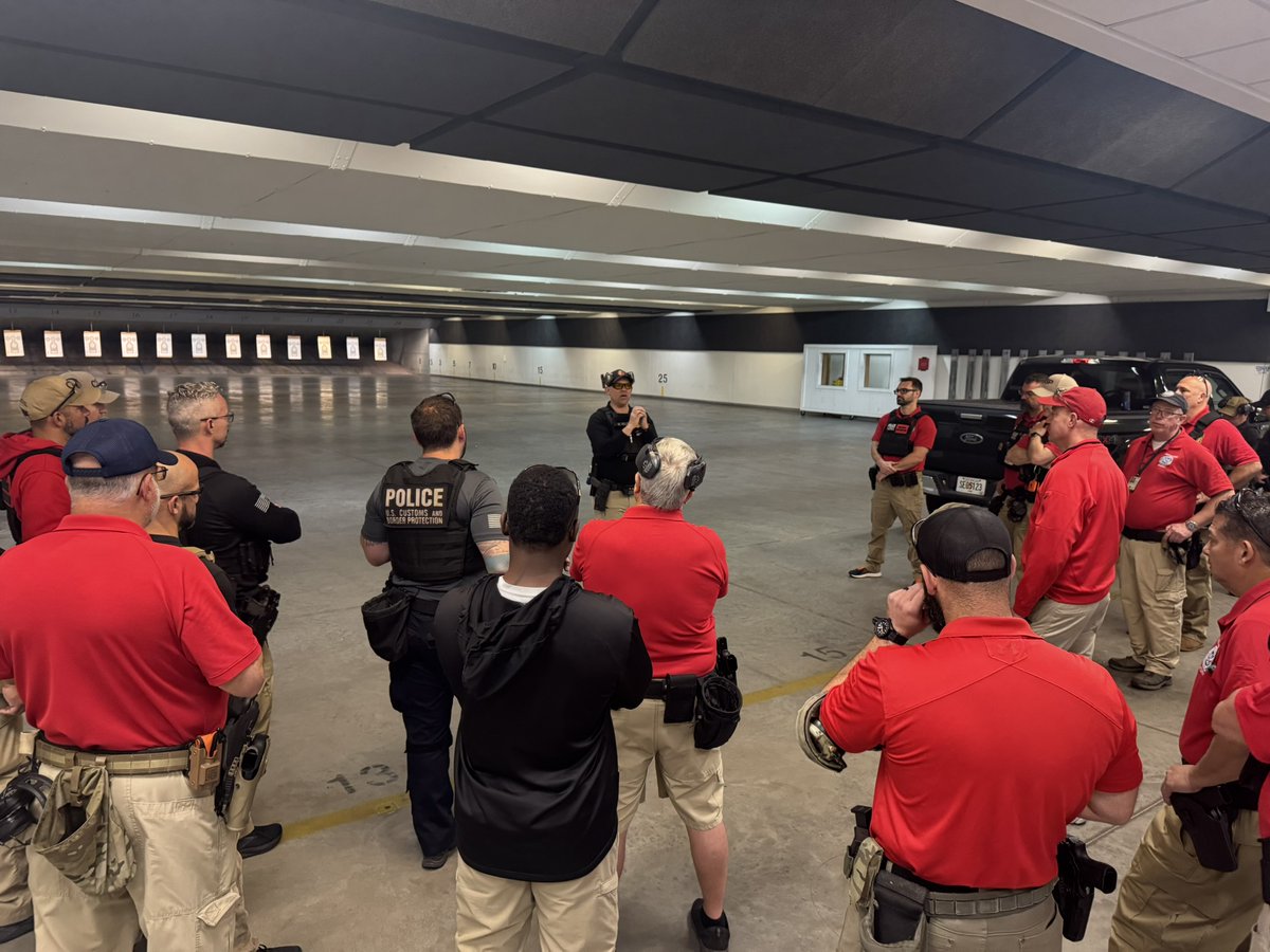 CBPLESCXD's tweet image. LESC's National Firearms and Tactics Branch recently visited the CBP Field Operations Academy in Glynco, GA to deliver a Miniature Red Dot Sight (MRDS) Instructor Course to @CBP and @FLETC Firearms Instructors. @OFOAcademyDir @OFOEAC