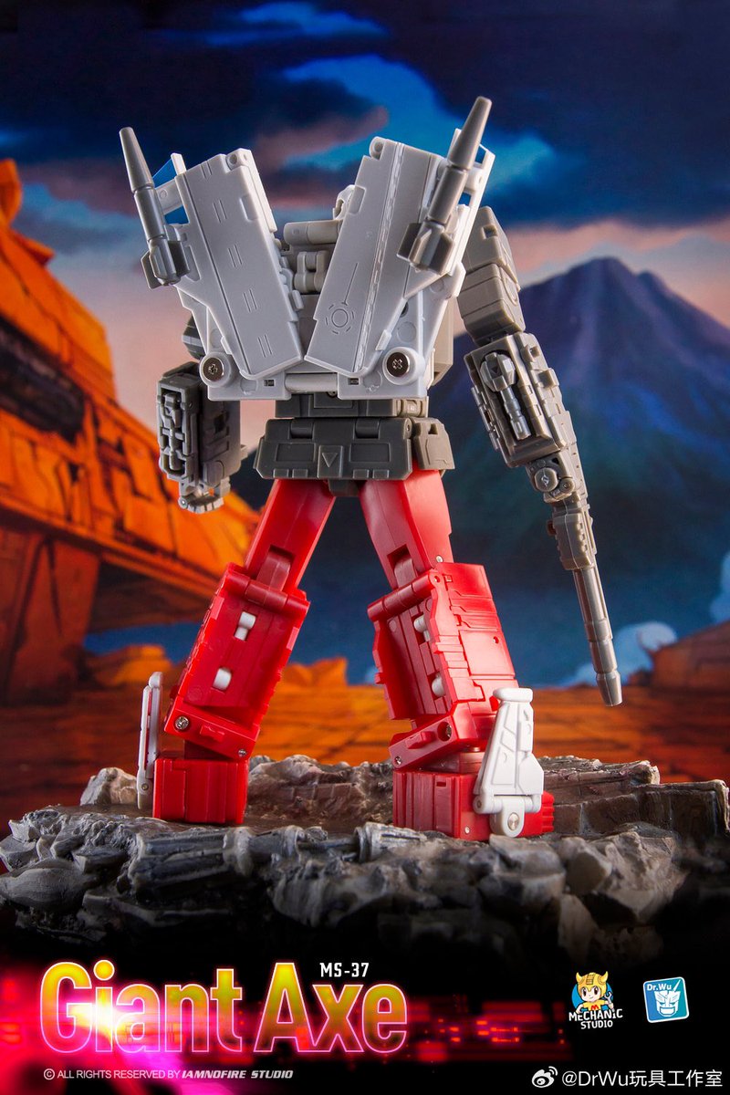 TransformersHQ1's tweet image. Dr. Wu x Mechanic Toy, MS-37 Giant Axe (Legends Scale Broadside)!

#Transformers #Broadside