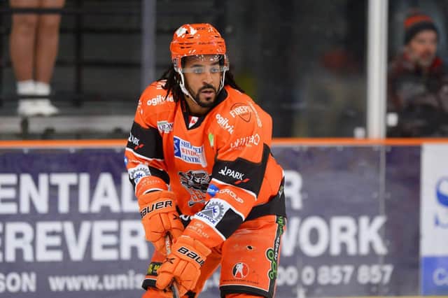 4000 And Counting tweet media