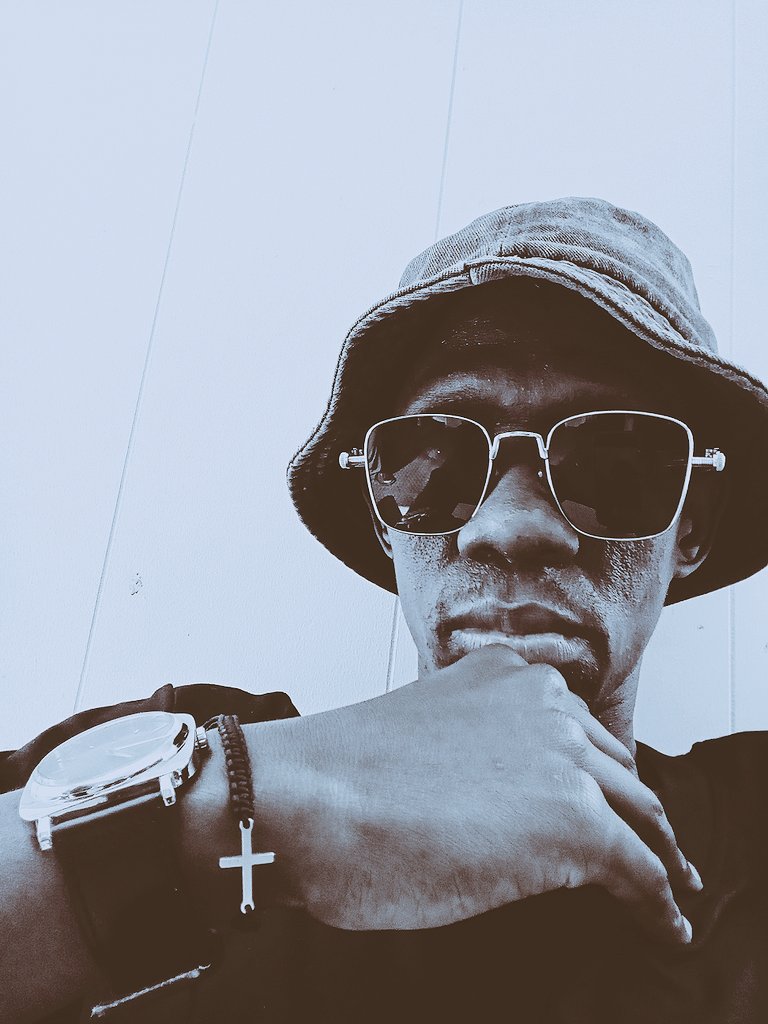 SoundSphiwe's tweet image. ☕