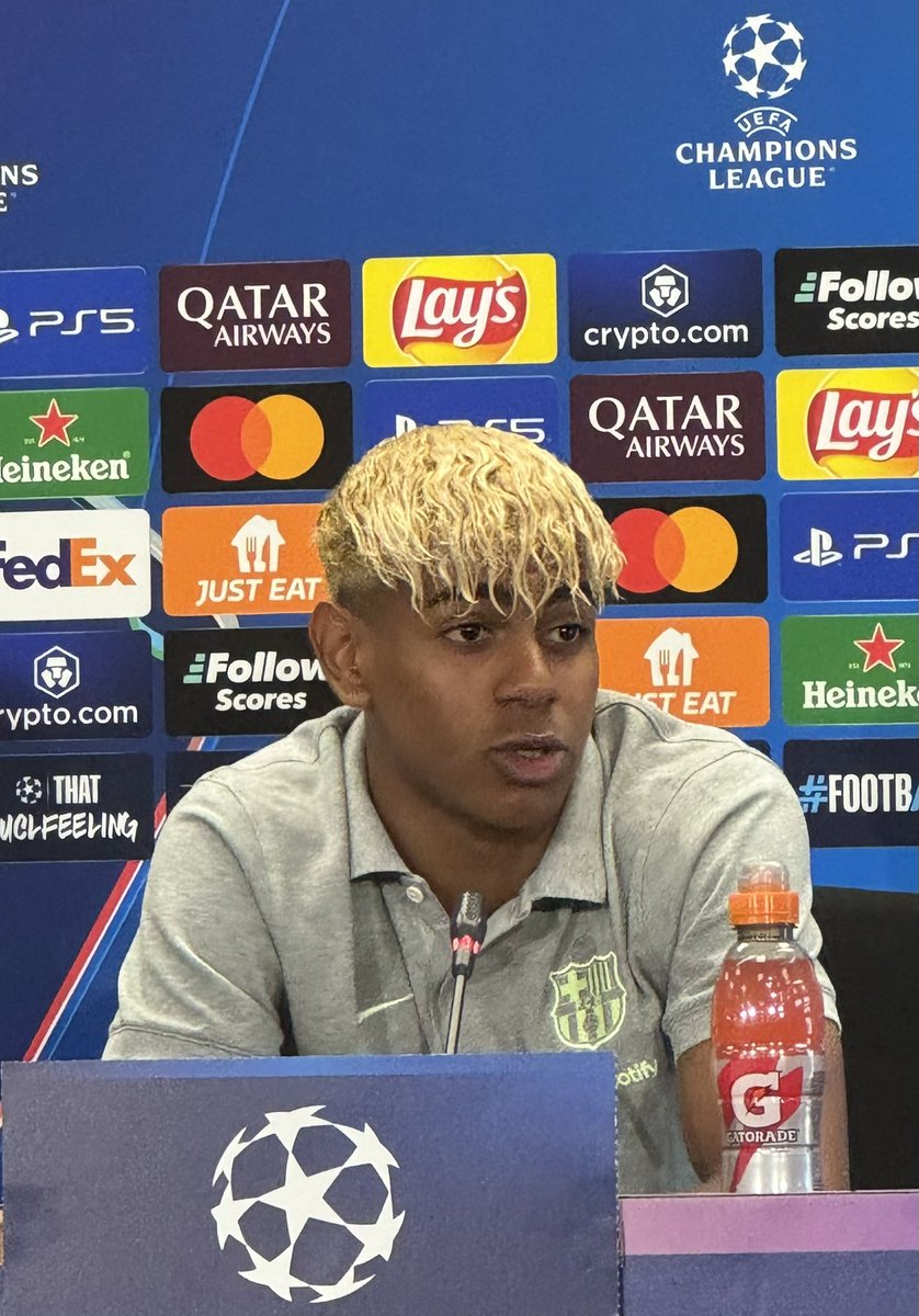 Iniestazo (@inie8tazo) on Twitter photo 🗣️ Lamine Yamal: “No me comparo con nadie, menos con Messi que es el mejor jugador de la historia. Esto lo dejo para vosotros”.
“No espero que sea la época de Lamine Yamal, espero que sea la época del Barça”.
📲 <a href="/Guillembp01/">Guillem Borràs Pérez</a> 🗣️ Lamine Yamal: “No me comparo con nadie, menos con Messi que es el mejor jugador de la historia. Esto lo dejo para vosotros”.
“No espero que sea la época de Lamine Yamal, espero que sea la época del Barça”.
📲 <a href="/Guillembp01/">Guillem Borràs Pérez</a>
