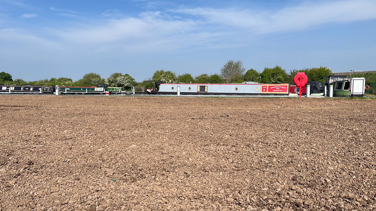 venetianmarina's tweet photo. We’re making great progress with the new moorers area on the marina. 🤩
#marina #venetianmarina #moorers https://t.co/xQ8ud85eJG
