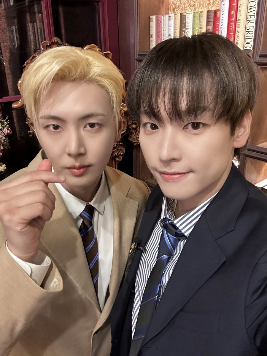 SF9_FANCLUB's tweet photo. [📸] 인성논란 EP.20

✔ https://t.co/cEQ5W96ckS 

#SF9 #에스에프나인 #인성 #INSEONG #재윤 #JAEYOON #인성논란 https://t.co/Hwr84fbZup