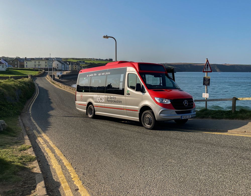 South West Wales Connected (@swwconnected) on Twitter photo Did you know ⁉️ fflecsi operates in NW #Pembrokeshire linking #Fishguard & #Haverfordwest to the stunning Coast National Park 🌊🏞️
<a href="/transport_wales/">Trafnidiaeth Cymru / Transport for Wales</a> just launched a new fflecsi app for easy travel 📲 heyor.ca/hlXUkA
#MultiModalTransport #SustainableTravel Did you know ⁉️ fflecsi operates in NW #Pembrokeshire linking #Fishguard & #Haverfordwest to the stunning Coast National Park 🌊🏞️
<a href="/transport_wales/">Trafnidiaeth Cymru / Transport for Wales</a> just launched a new fflecsi app for easy travel 📲 heyor.ca/hlXUkA
#MultiModalTransport #SustainableTravel