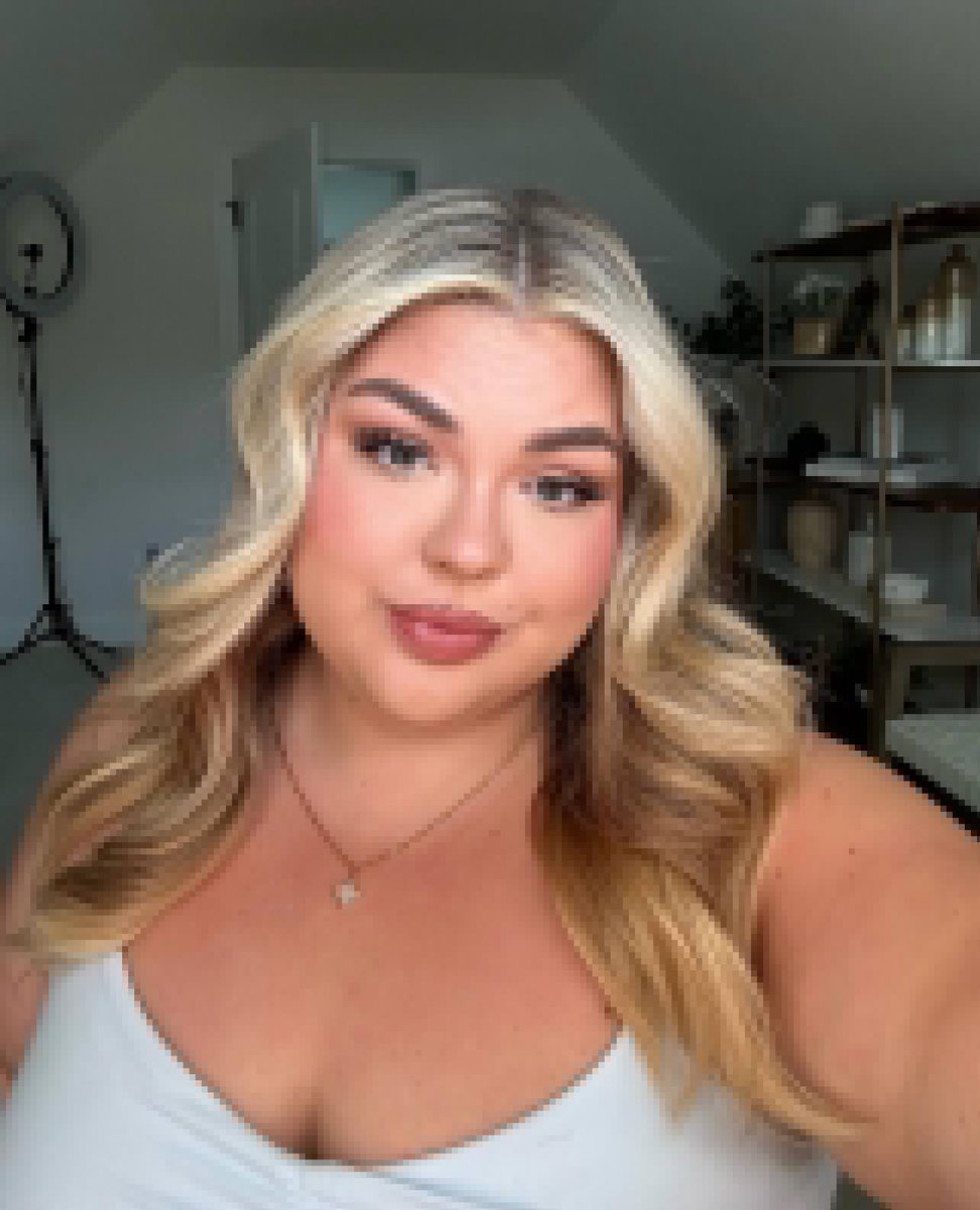 EvansKate985's tweet photo. I’ll cash app 25 people $3000 to $5000 that can spell a girl name start with T and end with A https://t.co/pft1Wa4tzd