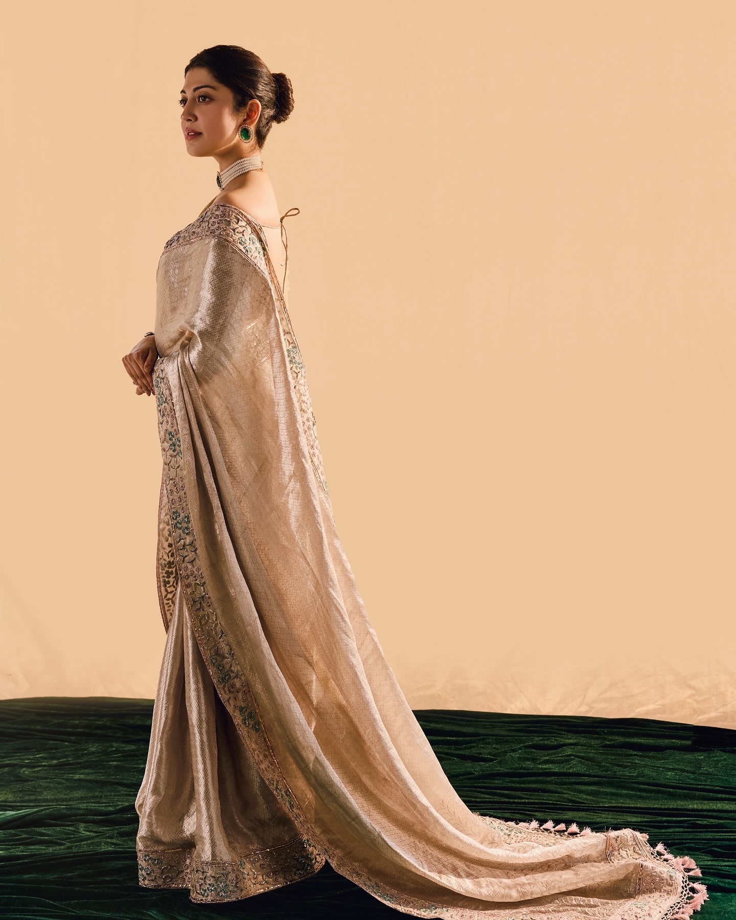 GpszaYXagAAMuYH?format=jpg&name=large