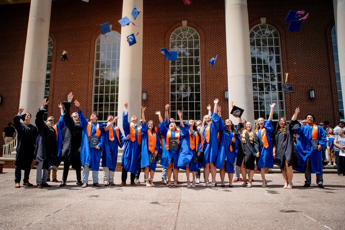Congrats to our graduating senior softball and baseball players! We are so proud of your hard work which has led you to this moment! We are thankful for the opportunity to celebrate you today! #LCULater