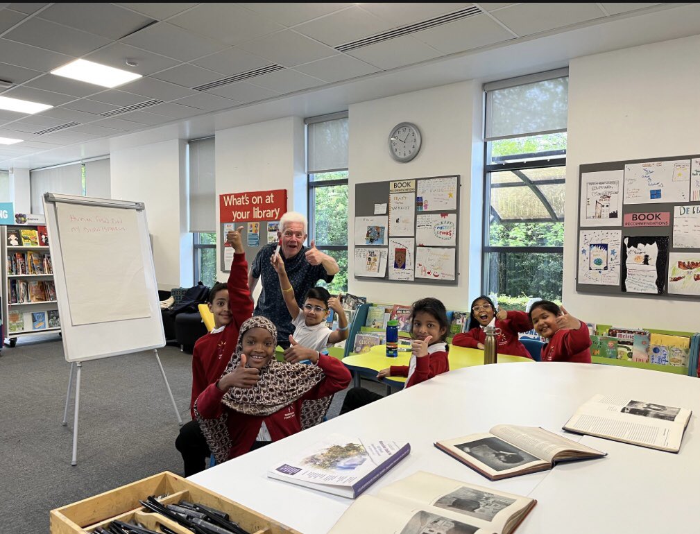 Our Art Ambassadors have been on tour! Visiting the <a href="/ComptonCentre/">The Compton Centre</a> along with poet <a href="/IMcMillan/">Ian McMillan</a> and artist <a href="/DigbyPaul/">paul digby</a>. Returning back to school full of ideas &amp; enthusiasm, eager to show off the poems they created. Tune in to <a href="/BBCRadioLeeds/">BBC Radio Leeds</a> breakfast on Thursday to hear more!