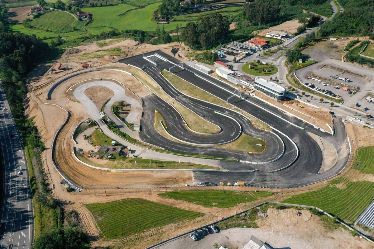Then vs Now 😍
In one month #WorldRX will be back in Lousada, Portugal—for the first time since 2008! We can’t wait to see the action on this epic updated track.