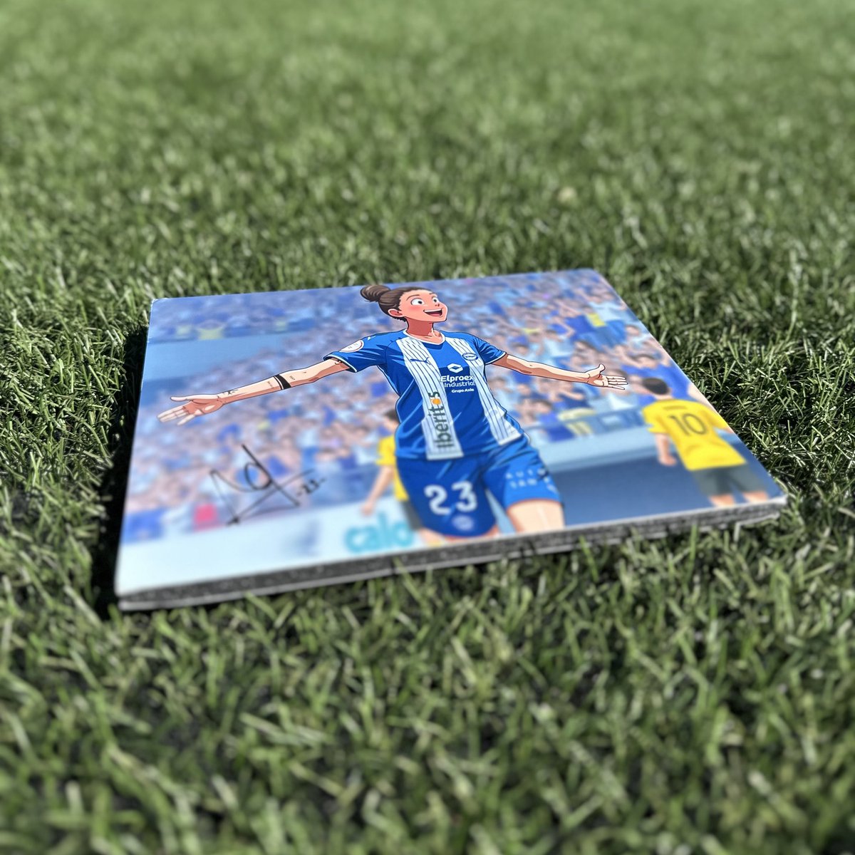 🚨 ¡𝗦𝗢𝗥𝗧𝗘𝗢! 🚨

✍️ ¿Quieres el cuadro #StudioGhibli firmado por <a href="/martitadri/">Marta San Adrián</a>? ✍️

1️⃣ Sigue a <a href="/AlavesFem/">Deportivo Alavés Gloriosas</a> 📲
2️⃣ RT 🔁
3️⃣ Menciona a un amigo/a 💬

📣 ¡El ganador, el próximo 23/05! 📣

La propia Marta se lo entregará al ganador/a en persona 😉

#GoazenGloriosas ⚪️🔵