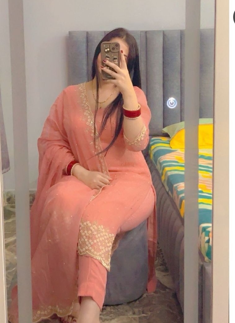 Good Night!!❤️

Sweet dream ❤️💫