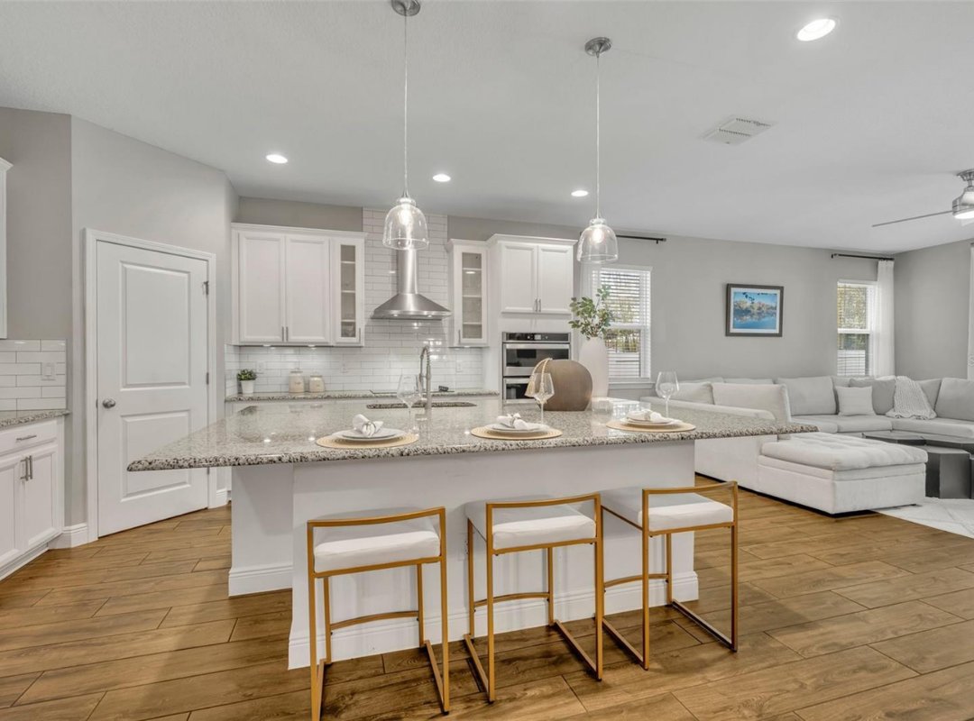 jaredjonesgroup's tweet photo. We are thrilled to announce that our buyers are officially Under Contract on this stunning 4-bedroom, 3.5-bath pool home in the sought-after Wincey Groves at Hamlin community! 

✨ Want to see more about this beautiful home?
🔗 https://t.co/DfIEtZW69x

©️Listed by: Gavin Hatch https://t.co/sTA4PMm9D2