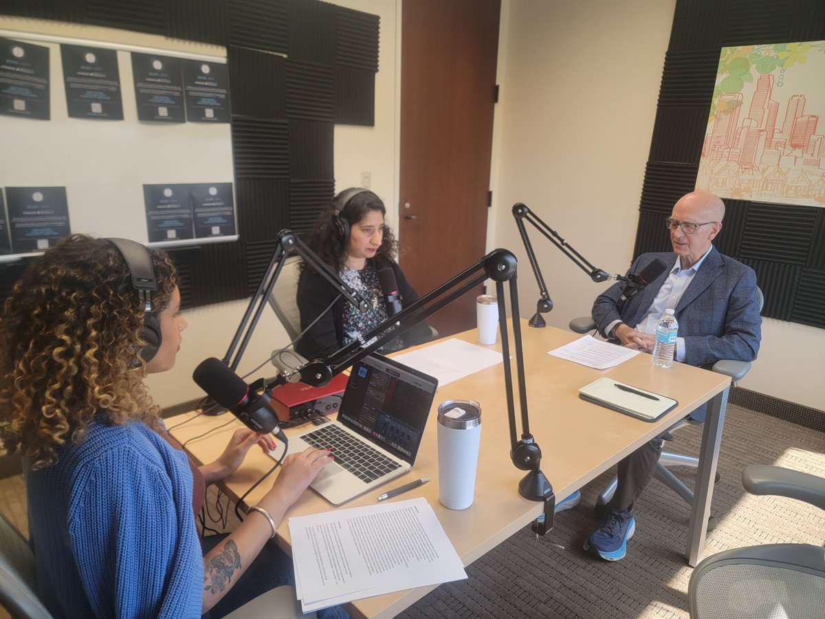 NeuroLogicCVL's tweet image. New episode alert! 🎙️ We're kicking things off on our new Neuro Logic podcast account by sharing that we have a new episode featuring Dr. Marson on Declining Financial Capacity in Cognitive Aging and Dementia.
Listen now: open.spotify.com/episode/5I2vrj…
#NeuroLogic #podcast #CVL #UTD