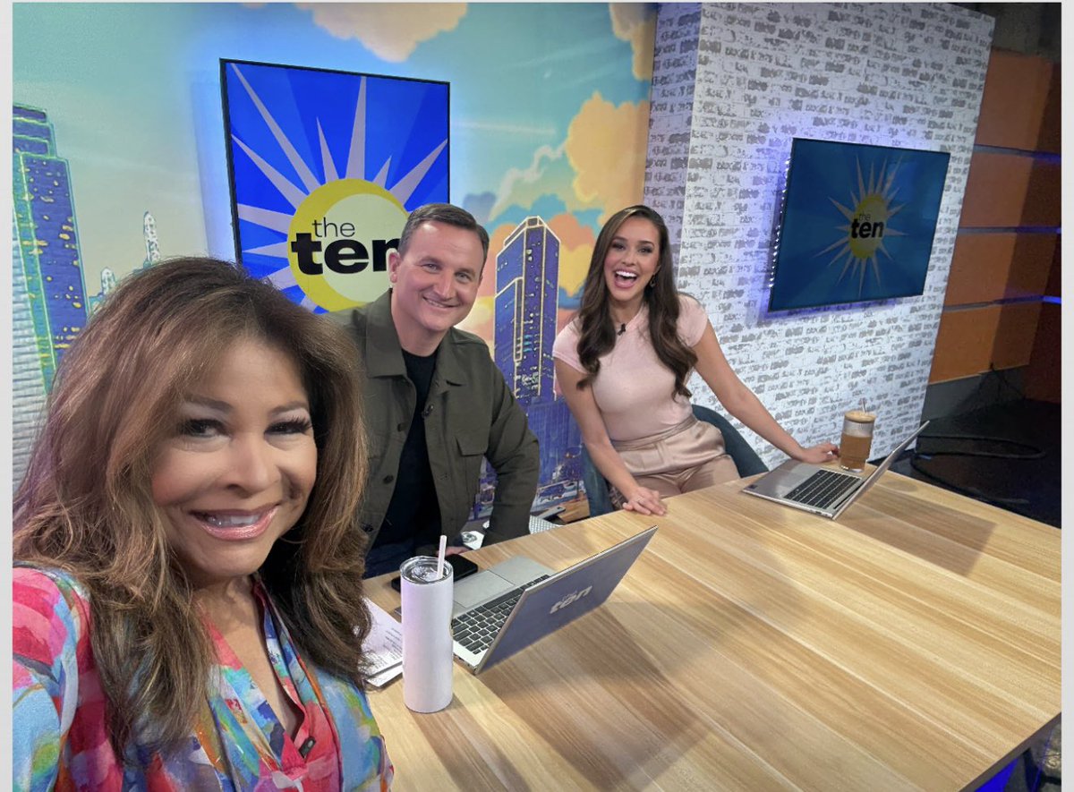 ClariceFox4's tweet photo. Y’All, Speed & I are back from Tokyo & it was so much FUN being on The Ten with Steve & Hannah as a #tenfriend https://t.co/nIPJkBVPnw