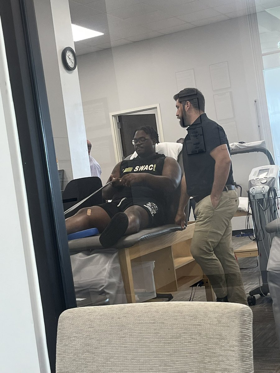 Cortez Nettles (@corteznettles50) on Twitter photo Day 1 of physical therapy in the books
#Roadtorecovery <a href="/CoachFagan_5/">Coach Fagan</a> <a href="/CoachWhite225/">Kenneth White Jr</a> <a href="/Trey_berry21/">“ Tre Berry🐶 “Trey</a> <a href="/AL6AFootball/">Alabama6AFootball</a> Day 1 of physical therapy in the books
#Roadtorecovery <a href="/CoachFagan_5/">Coach Fagan</a> <a href="/CoachWhite225/">Kenneth White Jr</a> <a href="/Trey_berry21/">“ Tre Berry🐶 “Trey</a> <a href="/AL6AFootball/">Alabama6AFootball</a>