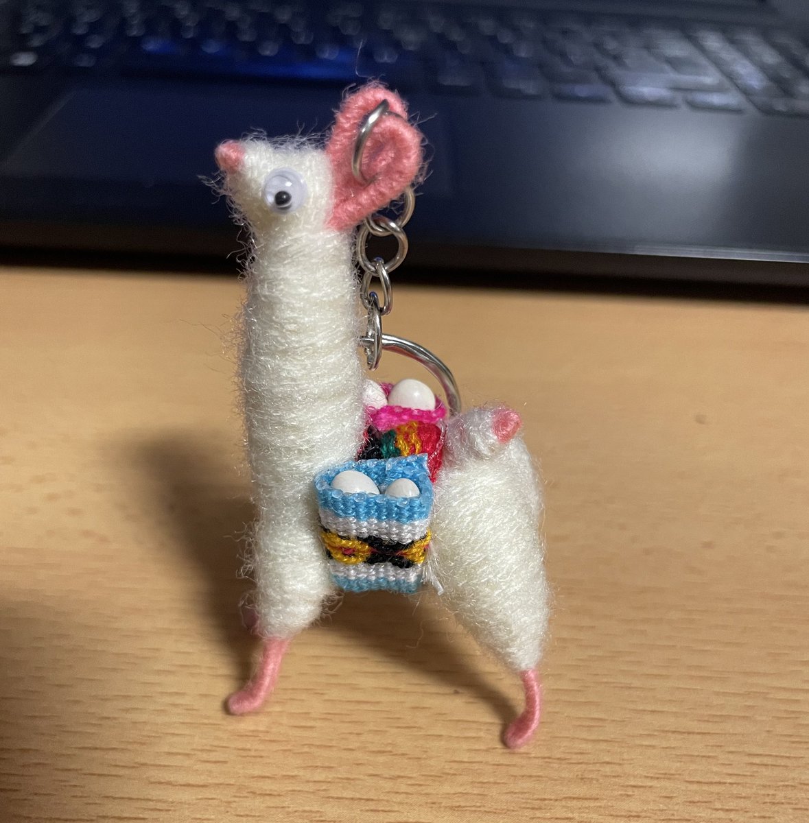 lanwangjito's tweet image. Me trajeron este recuerdito de Perú 🩵