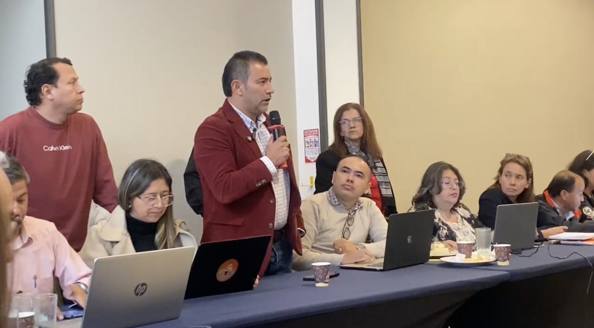 Central Unitaria de Trabajadores tweet media