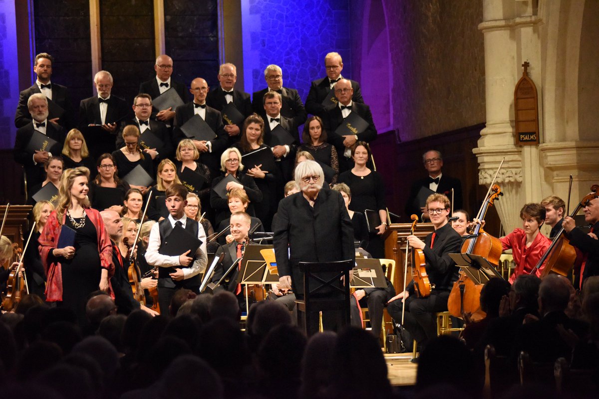 GrayConc's tweet image. 🎉 Sir Karl Jenkins has climbed to No. 2 in the @ClassicFM Hall of Fame – the only living composer in the top 10!
A phenomenal achievement. We’re proud to have had him as our Patron here at Grayshott Concerts. 👏
#sirkarljenkins #classicfmhalloffame #grayshottconcerts