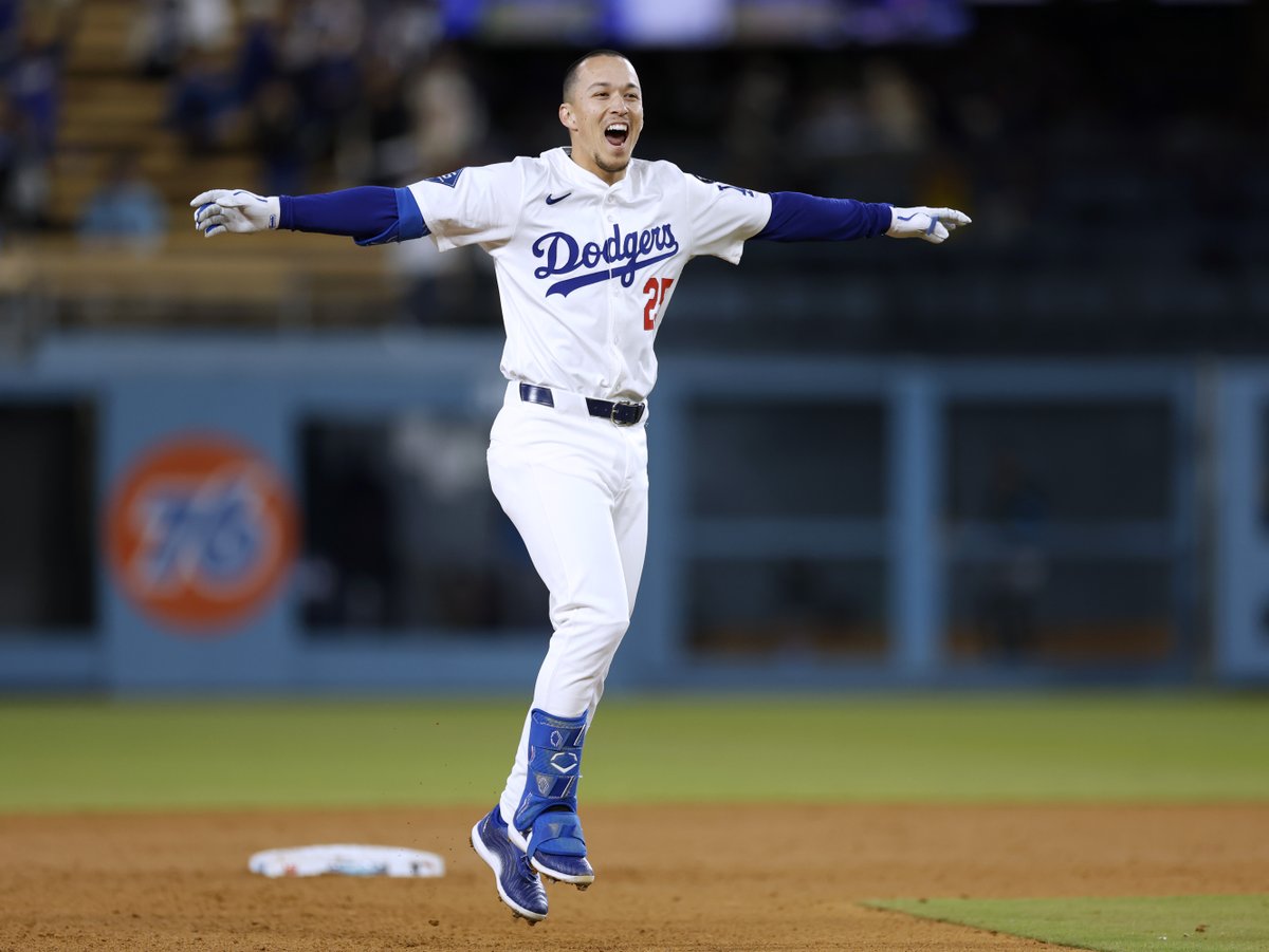 DodgersNation's tweet photo. GOOOD MORNING, NATION!

Anybody else still HYPED after that Tommy Edman walk-off last night?

Even when things start going south, this Dodgers squad just figures it all out 🙏 https://t.co/y3kruMWdMV