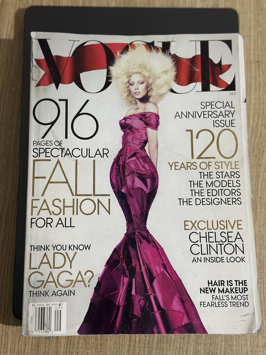 Yulz_8's tweet image. Mi reliquia, Septiembre 2012 

#LadyGaga #TheSeptemberIssue
