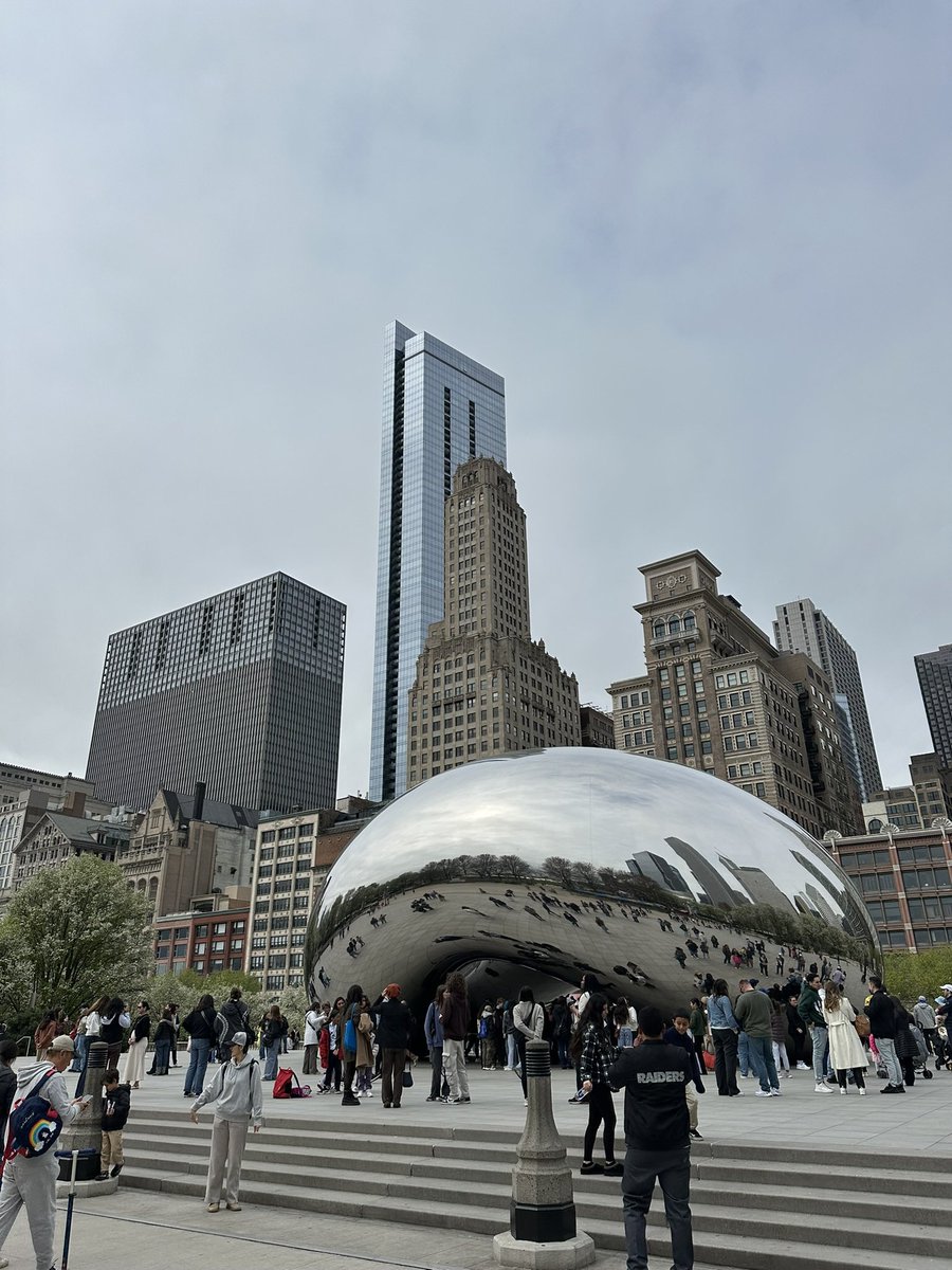 Grateful for the chance to attend <a href="/A_P_S_A/">APSA</a> 2025 in Chicago, present my PhD research, and connect with physician-scientists from all over the country. Building community, staying connected to what gives our work meaning, and finding supportive mentors are key. Thanks, <a href="/SinaiMSTP/">SinaiMSTP</a>!