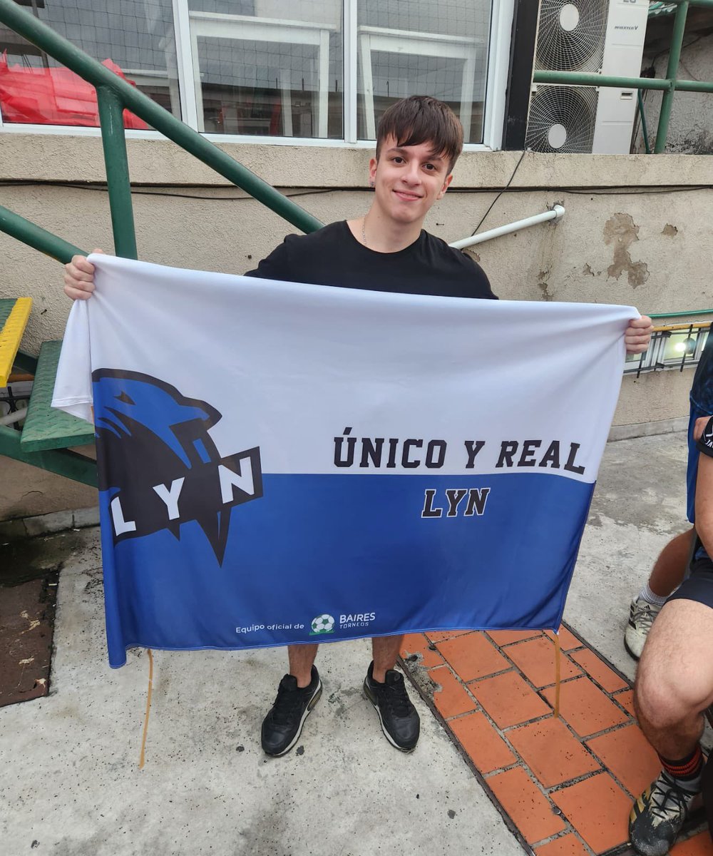 Lyn_team's tweet photo. Nuestro Dt 🫡💙

14 partidos invictos para el Lyn de reloj que continúa representándonos de la mejor manera

VAMOS NOSOTROS 💙🐆 https://t.co/RQ7YweNE5D