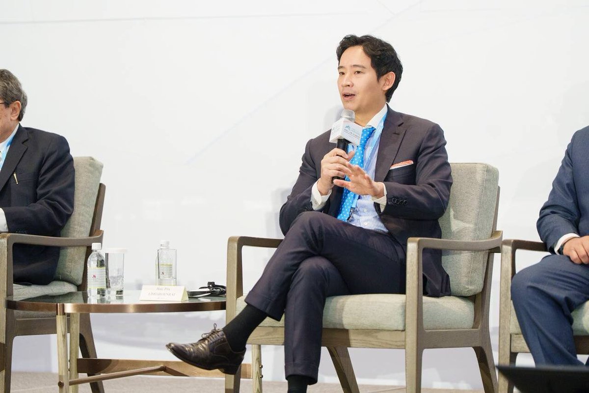 PressStops's tweet photo. พิธาได้รับเชิญไปเสวนาในงาน “Copenhagen Democracy Summit วันที่ 14-15 พค. ” เห็นรายชื่อ Speaker แล้ว แม่งเอ้ย อดีตนายก UK งี้ นายกโคลเอเชีย ระดับตัวท๊อปจากทั่วโลกทั้งนั้น 

หลังจากนั้นไปโซล ลอนดอน ก่อนกลับบอสตันกลางปี ทำงานให้สนุก ตักตวงคอนเนคชั่น ให้เต็มที่ เราจะรอ #ทิมทั่วโลก https://t.co/ky3i6Fuxbc