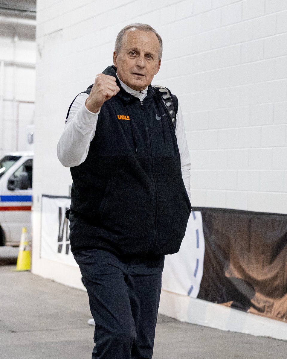 Tennessee Basketball (@vol_hoops) on Twitter photo 