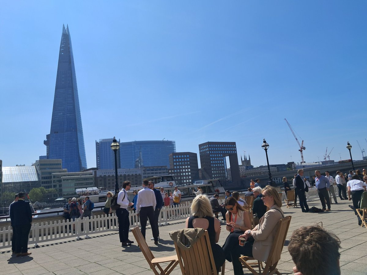 A beautiful day here in the shadow of The Shard.  @crmarketplace is going great guns with more than 1700 delegates registered. Deals are being discussed around me. Join me for more panel sessions Next from 2.25pm. Retail from the landlord's perspective.  Cue interesting debate!