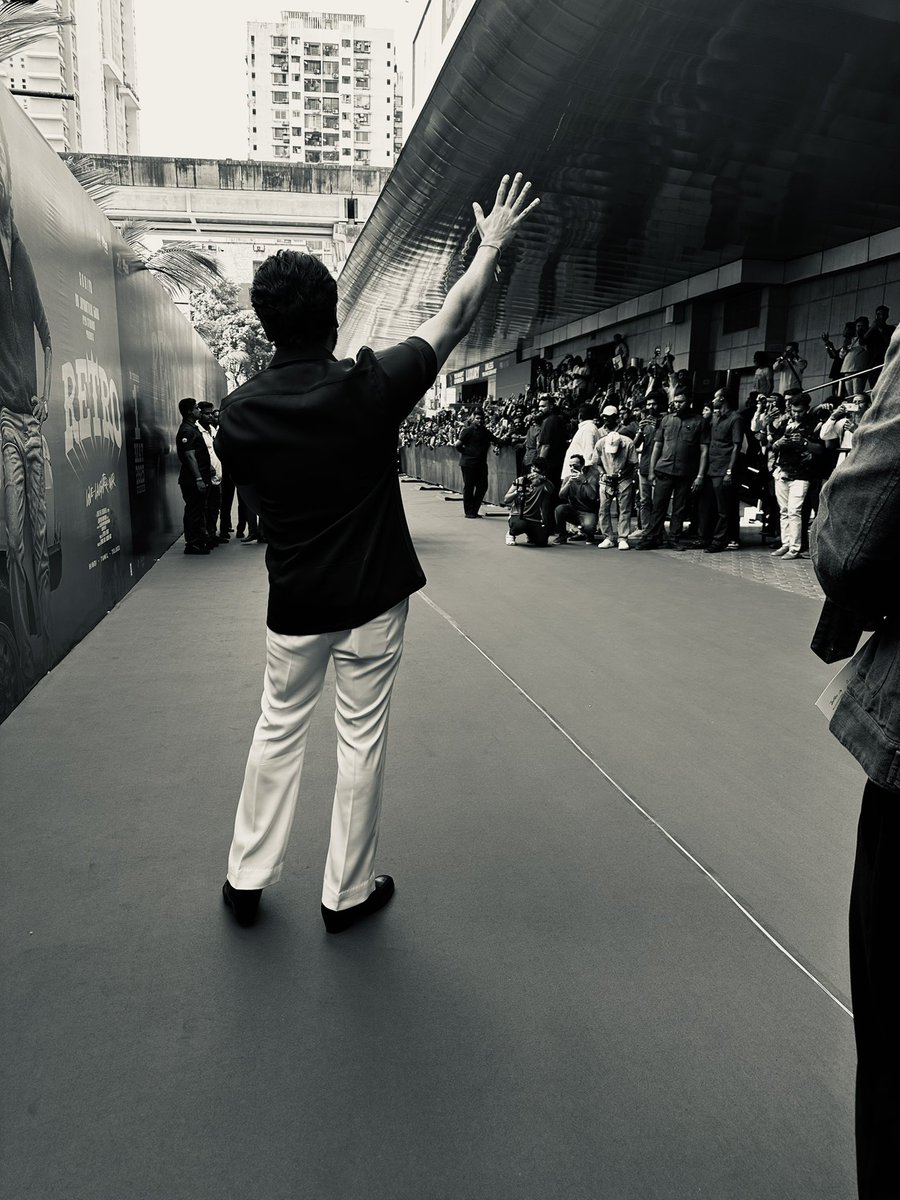 Music_Santhosh's tweet photo. #TheOne https://t.co/VTCWFxnkHX