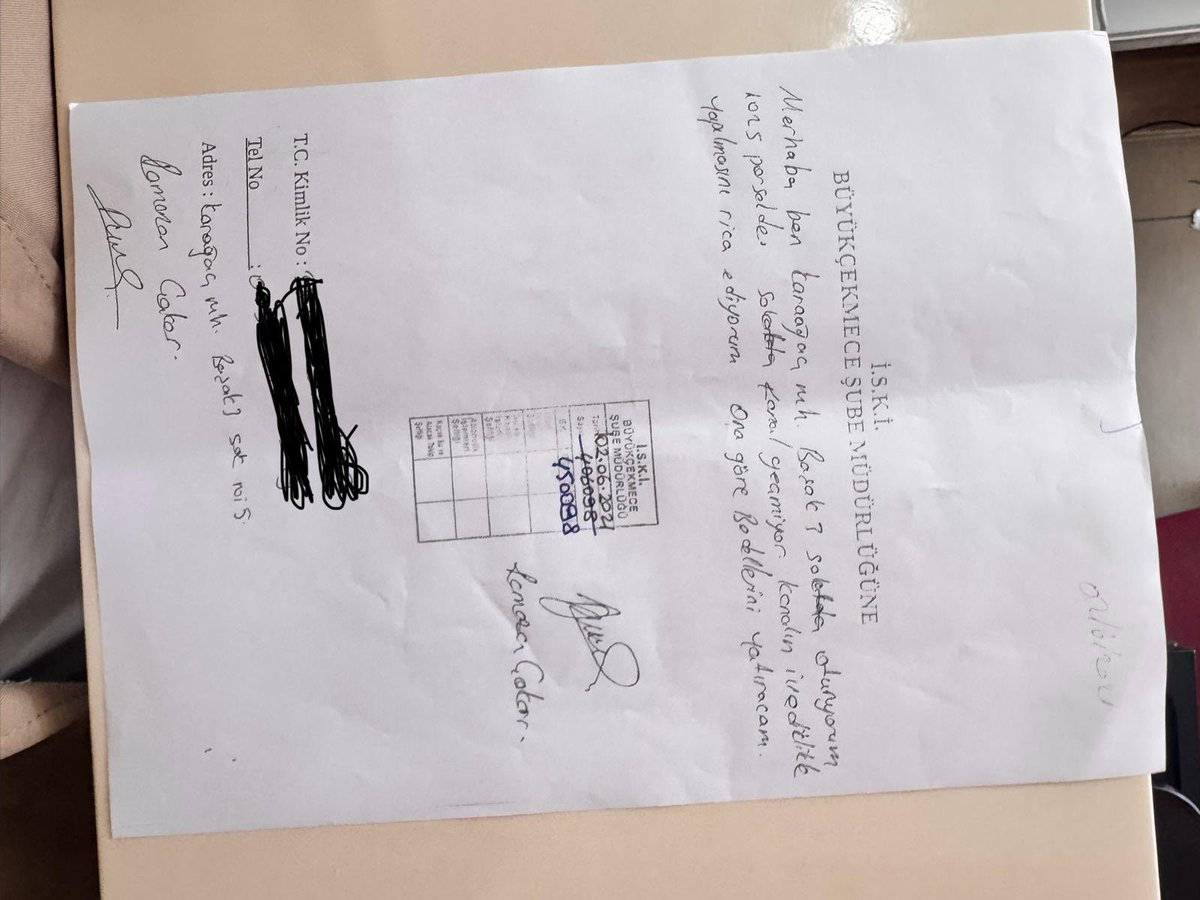 49orhan49's tweet photo. Büyükçekmece karaağaç eskice çiftliği başak 3 no 5 Ada 2245 parsel 10 da bulunan evimin kanalizasyon müracaatının tarihi 02.06.2021 dir. Harcım çıktı harcımı yatırdım buna rağmen hala kanalizasyonum bağlanmadı lütfen artık insanları bukadar mağdur etmeyin çözüm istiyorum https://t.co/qWvcznWDW3