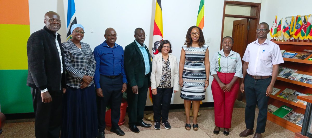 ASARECA Executive Director, Dr. Sylvester Duckson Baguma today (April 23) met the International Institute for Tropical Agriculture Hub Director, Dr Leena Tripathi at ASARECA Offices in Entebbe, Uganda. Dr. Tripathi, accompanied by IITA Country Representative-Uganda, George
