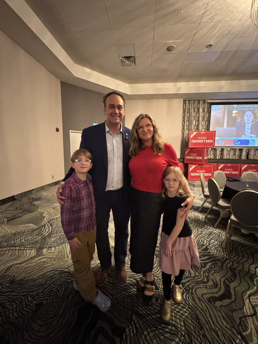 We did it! 🇨🇦
Thank you, Kingston and the Islands, for putting your trust in me once again.

I’m deeply honoured and ready to keep working hard for our community.

This victory belongs to all of us.
Now, let’s get to work!