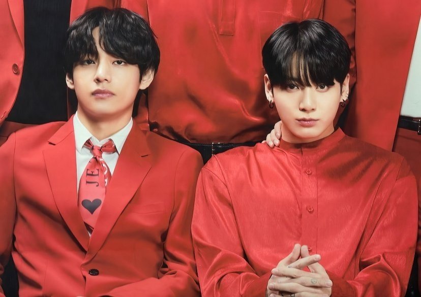 dailyofvk's tweet photo. taekook in red😮‍💨❤️‍🔥 https://t.co/dT9sRctp26