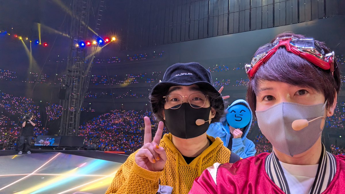 #しぐなるわん
みんなありがとうございました！！
お客さん温かいし
ゲーム面白いし
いっぱい手振ったし
あとなんかサボテンと仲良くなった、多分
もち裏側動画いっぱい撮ったぞー！
後日とっこー
＼(^o^)／気をつけて帰ってね！