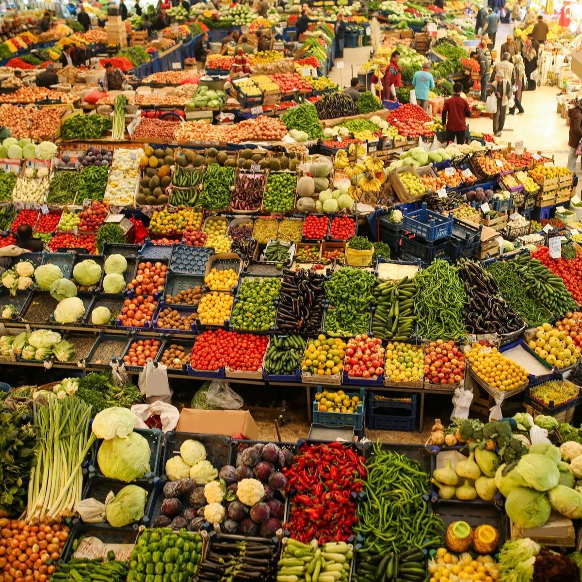 ajans_muhbir's tweet photo. İstanbul'da market ve pazarlardan alınan 155 ürünün %61’inde birden fazla pestisit kalıntısı, %43’ünde ise en az bir PFAS’li pestisit kalıntısı  tespit edildi.(Greenpeace) https://t.co/GdPlyQGFvf