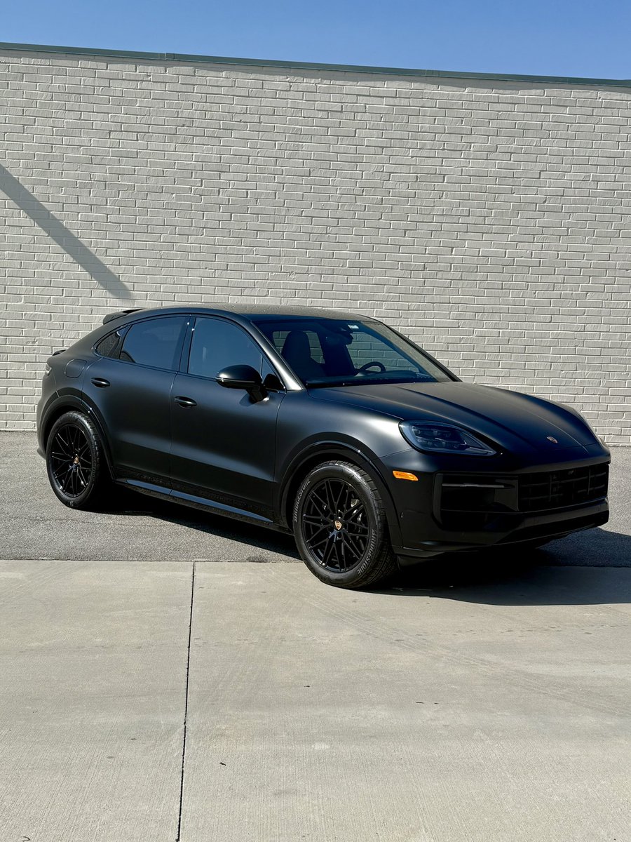 TMaxxUSA's tweet photo. Fresh stealth! #Porsche gets #TMaxx Satin Black PPF install 🙌🏼 at @EvSportline Los Angeles https://t.co/XOV8MrIju4