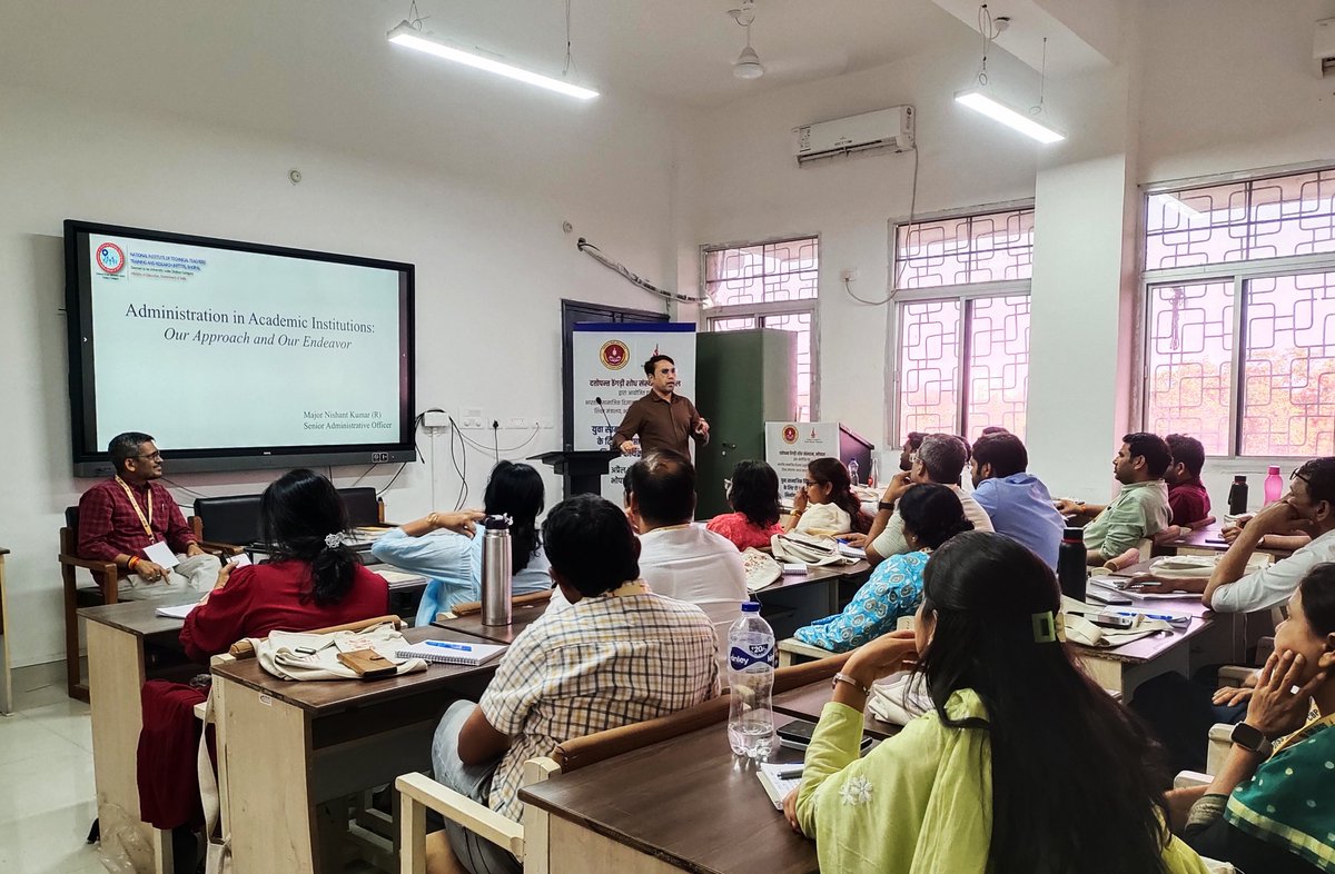 dtss_bhopal's tweet image. दक्षता निर्माण कार्यक्रम | Day 8 | अप्रैल 29, 2025
विषय : प्रशासनिक दायित्वों का निर्वहन : हमारा दृष्टिकोण और हमारा प्रयास
वक्ता : मेजर निशांत ओझा, प्रशासनिक अधिकारी, NITTTR, Bhopal 
@nitttrbpl
#CapacityBuildingProgram