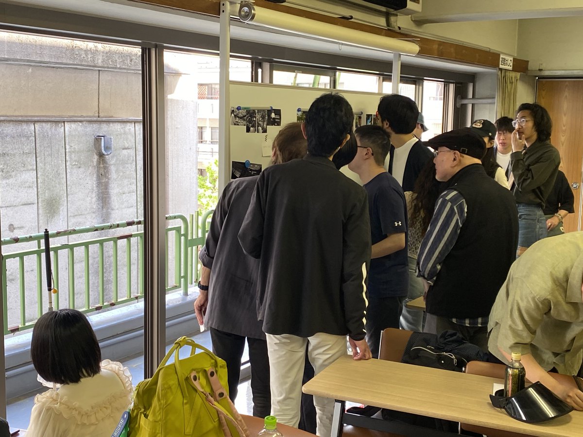 daisukeozaki's tweet photo. 本日の写真教室、無事に終了出来ました！
参加者も多く介助者不足も不安でしたが、たくさん連絡いただきありがとうございました！！
また菅沼先生が生徒さんをたくさんよんでくれて、いろんな方と交流できるいい機会になったと思います！！
今後も続けていくので、引き続き、よろしくお願い致します！ https://t.co/xNeiIHdD1y