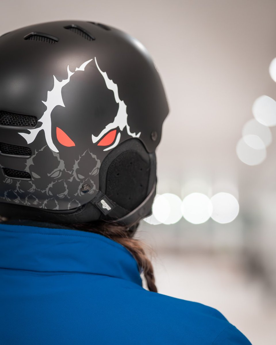 Don’t forget your helmet — we ask that everyone entering our slopes wears one to keep safe while enjoying the snow. ⛷️🏂

If you’re visiting us this week, please bring your helmet with you. 
No helmet? No problem! Rental helmets are included with your lift pass. 🙌